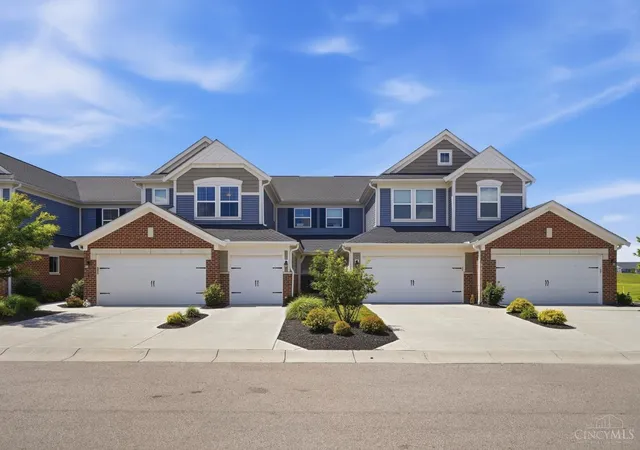 3rd image of 4370 Waters Edge Ln, Turtle Creek Twp, OH 45036 | MLS# 1888973