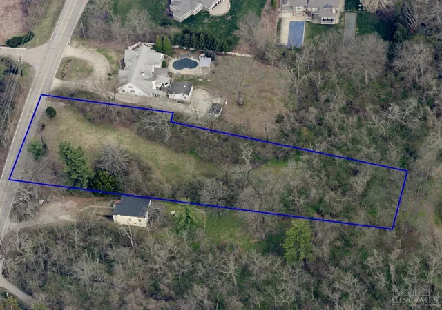 28th image of 4440 Miami Rd, Indian Hill, OH 45243 | MLS# 1888974