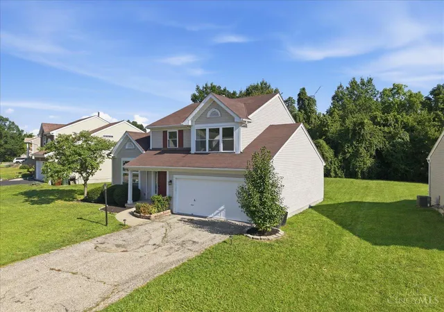 Photo 2 of Single family home for sale at 1100 Timberland Dr, Woodlawn, OH 45215 | MLS# 1888955 | Listing updated on 2026-08-07