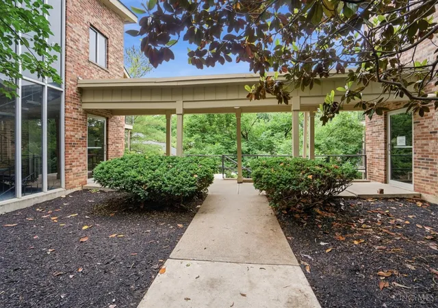 image of 3069 Alpine #11, Cincinnati, OH 45208 | MLS# 1888946