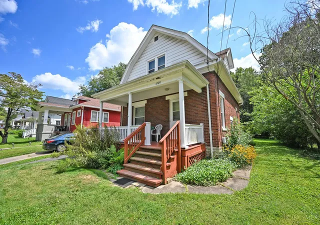 Photo 2 of Single family home for sale at 6709 Buckingham Pl, Cincinnati, OH 45227 | MLS# 1888994 | Listing updated on 2026-08-18