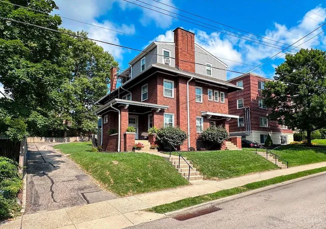 2nd image of 2515 Hackberry St, Cincinnati, OH 45206 | MLS# 1888467