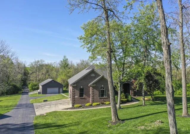 2nd image of 3681 Wilmington Rd, Lebanon, OH 45036 | MLS# 1889008