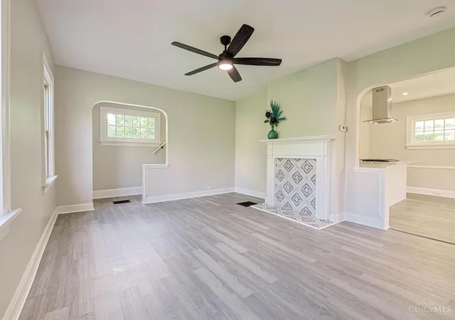 5th image of 692 W Kemper Rd, Springdale, OH 45246 | MLS# 1888916