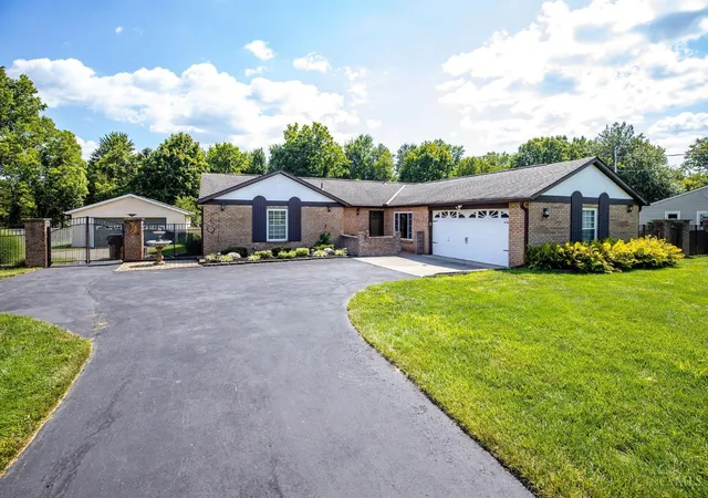 1st image of 6216 Vineyard Tr, Amelia, OH 45102 | MLS# 1888778