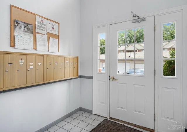 Photo 3 of Condo for sale at 3171 Preserve Ln #3A, Cincinnati, OH 45239 | MLS# 1888935 | Listing updated on 2026-10-06