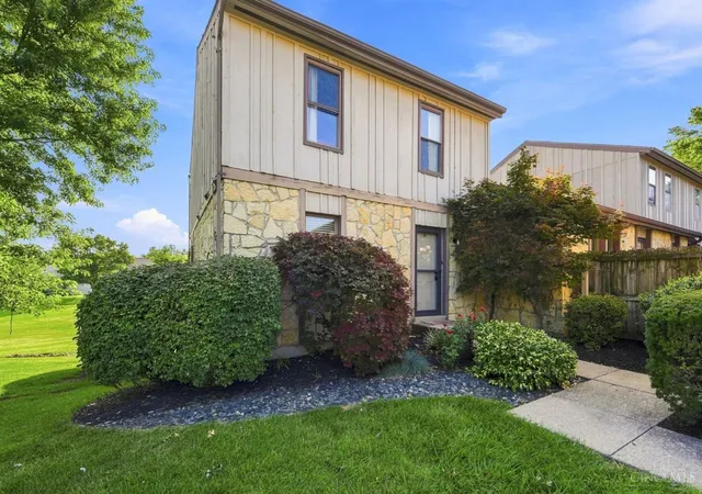 Photo 3 of Condo for sale at 5244 Pros Dr, West Chester, OH 45069 | MLS# 1888858 | Listing updated on 2026-10-05