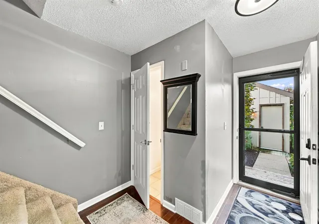 Photo 4 of Condo for sale at 5244 Pros Dr, West Chester, OH 45069 | MLS# 1888858 | Listing updated on 2026-10-05