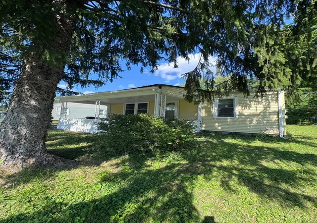 1st image of 314 Brown St, Bethel, OH 45106 | MLS# 1889034