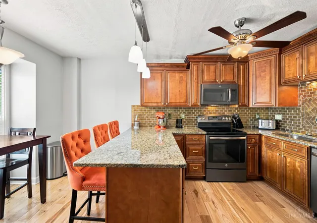 5th image of 33 Wildwood, Fairfield, OH 45014 | MLS# 1888184