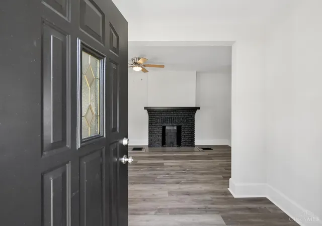5th image of 813 Greenwich Ave, Cincinnati, OH 45238 | MLS# 1889025