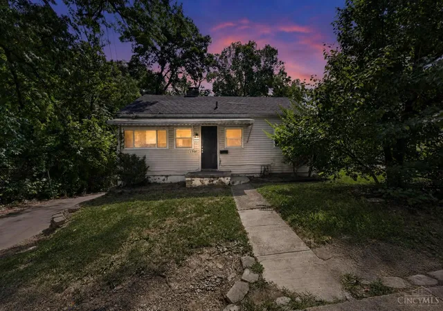Photo 2 of Single family home for sale at 1300 Rutledge Ave, Cincinnati, OH 45205 | MLS# 1888447 | Listing updated on 2026-09-03