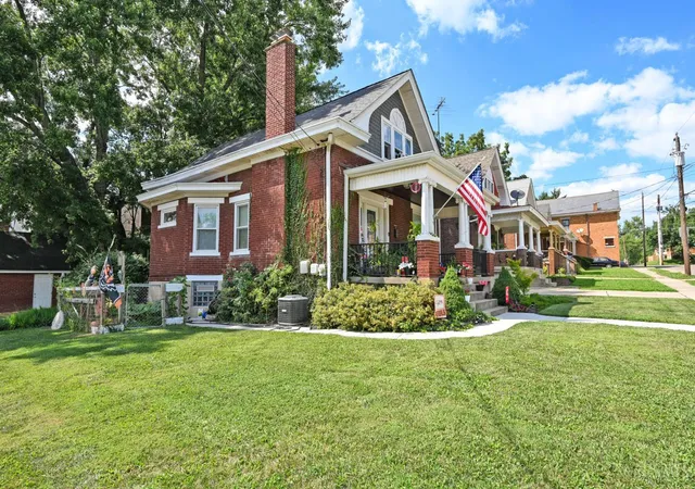 3rd image of 3843 Glenmore Ave, Cheviot, OH 45211 | MLS# 1886665