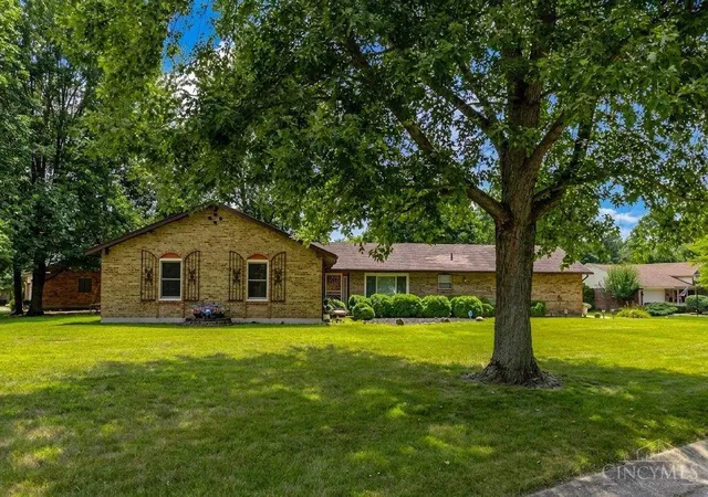 Photo 3 of Sale Pending at 4088 Colemere Cir, Dayton, OH 45415 | MLS# 1888934 | Listing updated on 2026-08-28