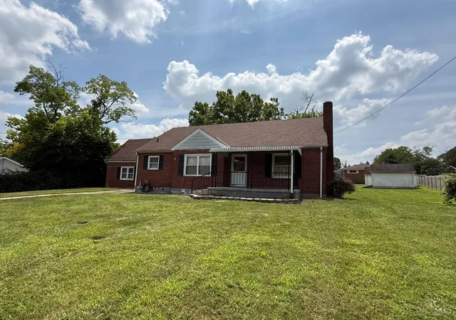 Photo 1 of Sale Pending at 665 New London Rd, Hamilton, OH 45013 | MLS# 1889059 | Listing updated on 2026-09-10