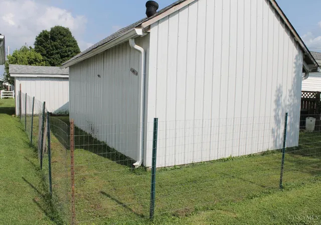 4th image of 420 Hickory St, West Union, OH 45693 | MLS# 1888603