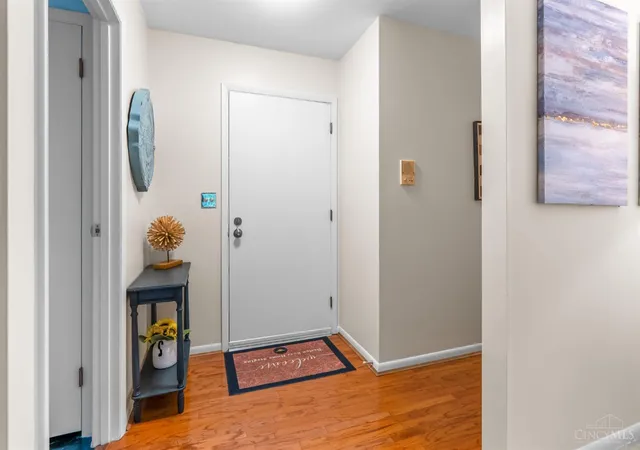5th image of 1816 Belle Meade Ct, Cincinnati, OH 45230