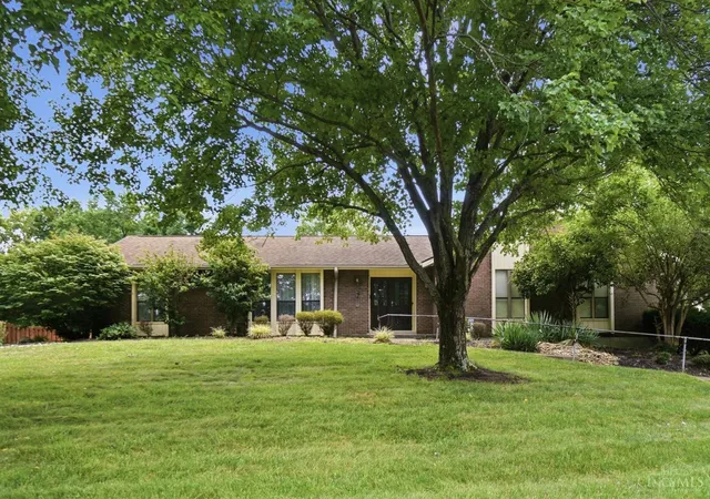 Photo 1 of Sale Pending at 7031 Butterwood Dr, West Chester, OH 45241 | MLS# 1889019 | Listing updated on 2026-09-02
