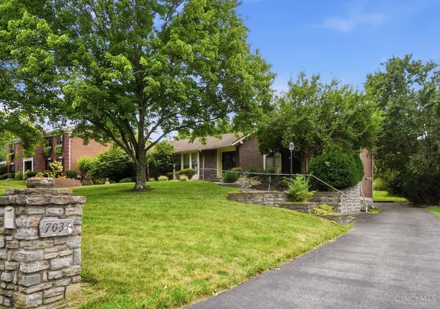 Photo 3 of Sale Pending at 7031 Butterwood Dr, West Chester, OH 45241 | MLS# 1889019 | Listing updated on 2026-09-02