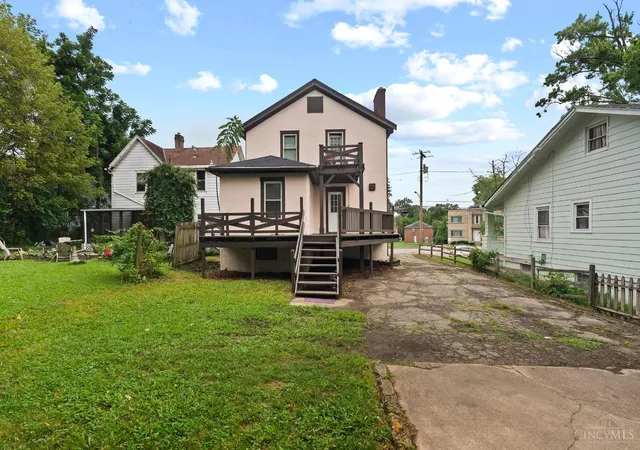 Listing Photo 2 - Condo for sale in building located at 5538 Montgomery Rd, Cincinnati, OH 45212 - Unit #