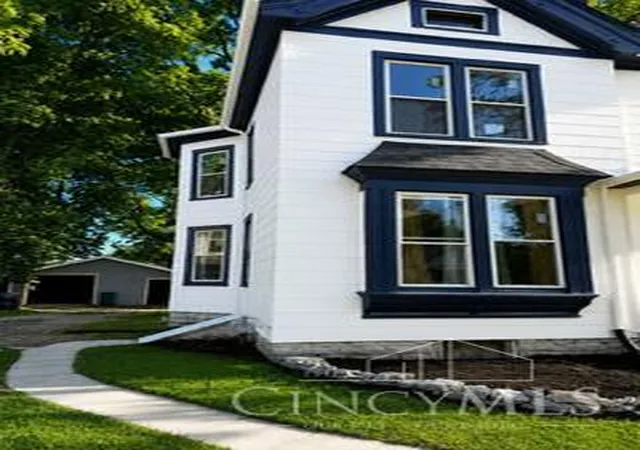 Photo 2 of Single family home for sale at 133 Wildwood St, Cincinnati, OH 45216 | MLS# 1880287 | Listing updated on 2026-08-27