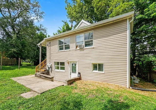 Photo 2 of Sale Pending at 2048 4th Avenue, Cincinnati, OH 45224 | MLS# 1889090 | Listing updated on 2026-09-18
