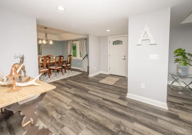 4th image of 1105 Ferris Rd, Amelia, OH 45102 | MLS# 1889142