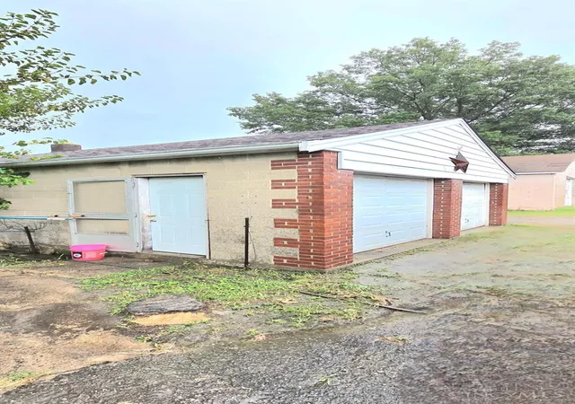 5th image of 656 W Plane St, Bethel, OH 45106 | MLS# 1889149
