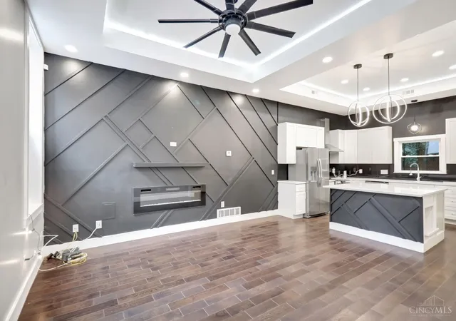 Photo 3 of Single family home for sale at 107 Corwine St, Cincinnati, OH 45202 | MLS# 1889197 | Listing updated on 2026-08-03