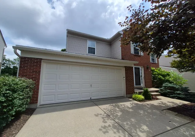 4th image of 2818 Orchardpark Dr, Green Twp, OH 45239 | MLS# 1889196