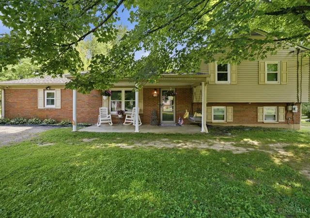 Photo 2 of Sale Pending at 1439 Lyons Rd, Amelia, OH 45102 | MLS# 1888316 | Listing updated on 2026-09-04