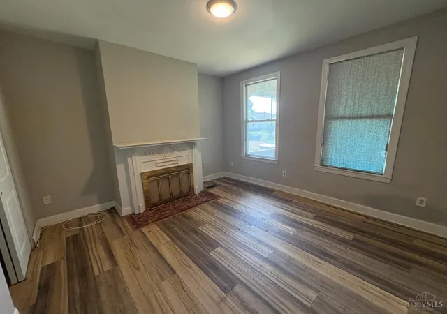 Listing Photo 5 - Condo for sale in building located at 4818 Section Ave, Cincinnati, OH 45212