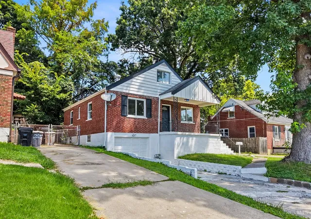 Photo 3 of Single family home for sale at 3236 Vittmer Ave, Cincinnati, OH 45238 | MLS# 1888607 | Listing updated on 2026-08-26