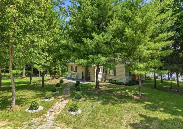 Photo 1 of Single family home for sale at 1632 Carey Ln, Batavia, OH 45103 | MLS# 1889209 | Listing updated on 2026-08-19