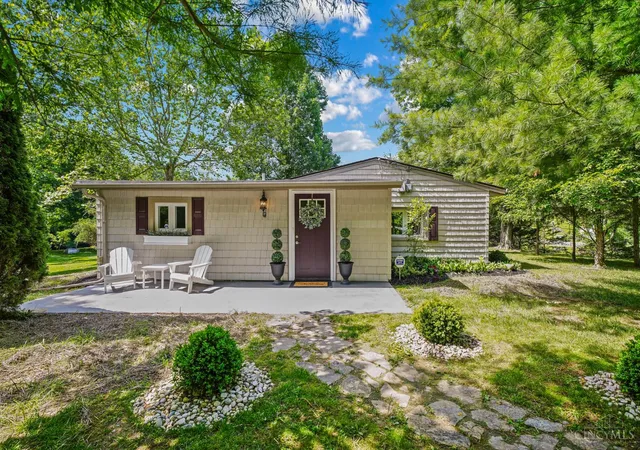 Photo 3 of Single family home for sale at 1632 Carey Ln, Batavia, OH 45103 | MLS# 1889209 | Listing updated on 2026-08-19