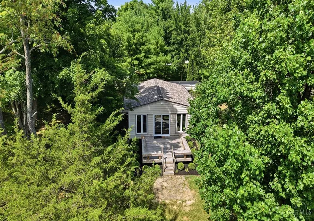 Photo 4 of Single family home for sale at 1632 Carey Ln, Batavia, OH 45103 | MLS# 1889209 | Listing updated on 2026-08-19