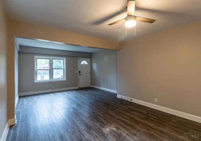 Listing Photo 4 - Condo for sale in building located at 6335 Beechmont Ave, Cincinnati, OH 45230