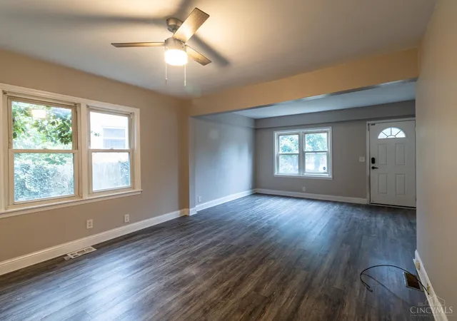 Listing Photo 5 - Condo for sale in building located at 6335 Beechmont Ave, Cincinnati, OH 45230