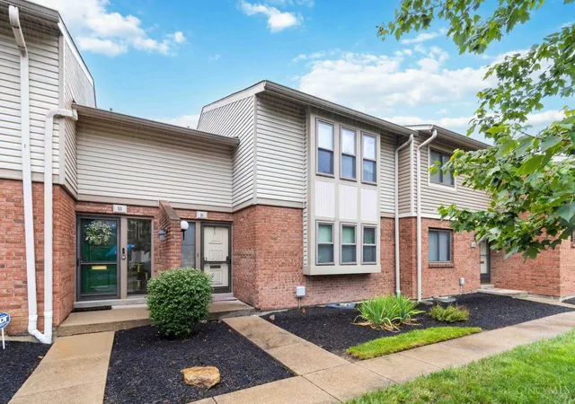 2nd image of 51 Aspen Ct, Springdale, OH 45246 | MLS# 1889178