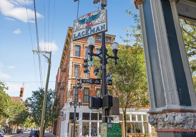 2nd image of 1237 Vine St #7, Cincinnati, OH 45202 | MLS# 1889250