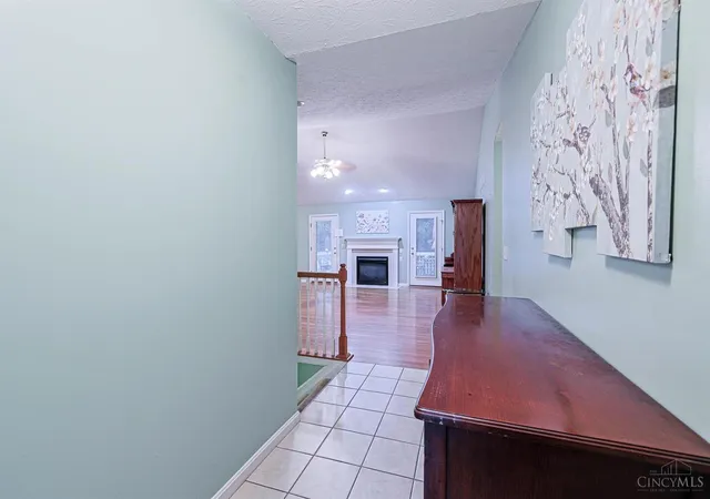 3rd image of 2034 Wood Brook Dr, Amelia, OH 45102 | MLS# 1888911