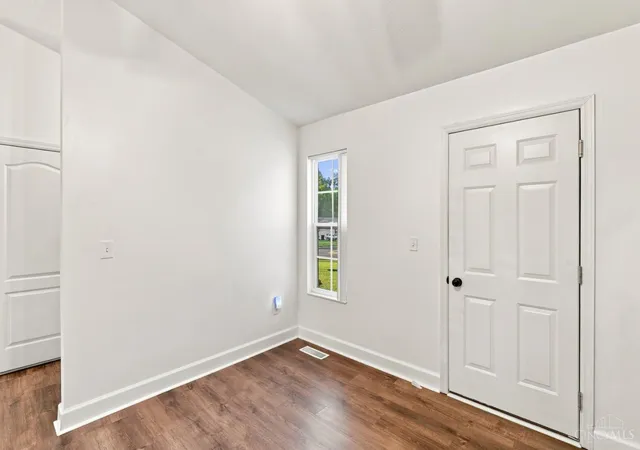 4th image of 11 Grouse Dr, Amelia, OH 45102 | MLS# 1889264