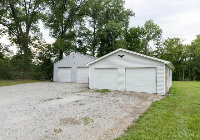 21st image of 3459 W Upper Five Mile, Sterling Twp, OH 45154 | MLS# 1889289