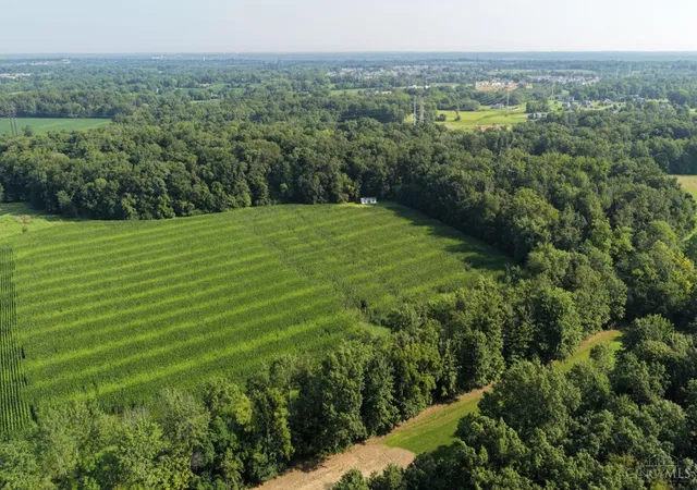3rd image of 28 Hatt-Swank Rd, Loveland, OH 45140 | MLS# 1889233