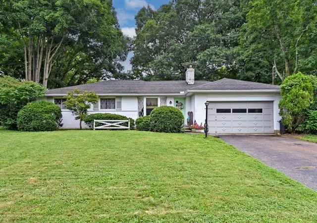 1st image of 106 Wrenwood Ln, Terrace Park, OH 45174 | MLS# 1889326