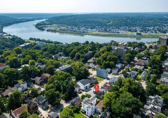 39th image of 2621 Hackberry St, Cincinnati, OH 45206 | MLS# 1889130