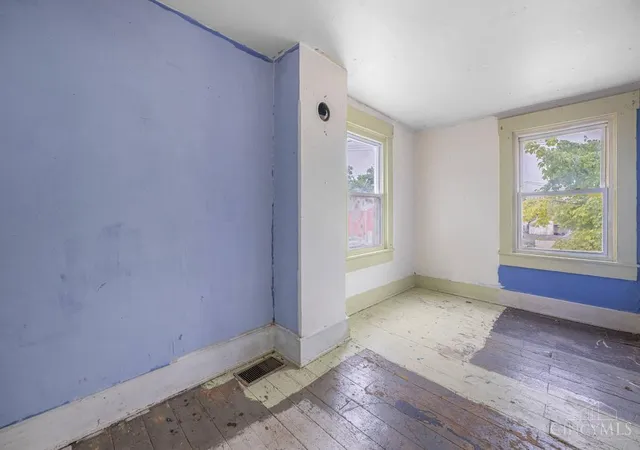 Photo 4 of Single family home for sale at 5321 Trenton Franklin Rd, Madison Twp, OH 45042 | MLS# 1889334 | Listing updated on 2026-09-18