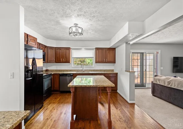 3rd image of 8935 Creekwood Dr, Deerfield Twp., OH 45039 | MLS# 1889165