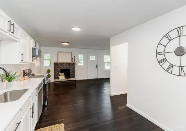 5th image of 804 Eaton Ave, Middletown, OH 45044 | MLS# 1889375