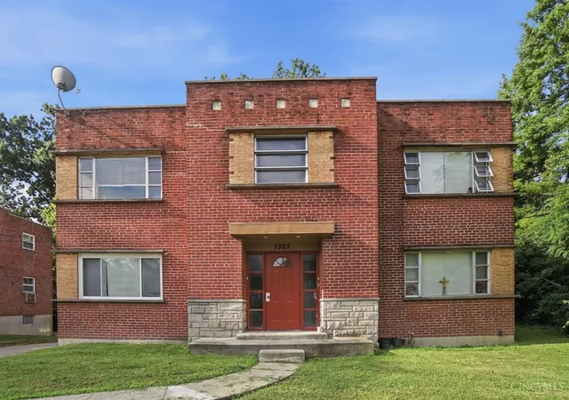 Photo 3 of Sale Pending at 1927 W North Bnd Rd, Cincinnati, OH 45224 | MLS# 1888770 | Listing updated on 2026-08-07